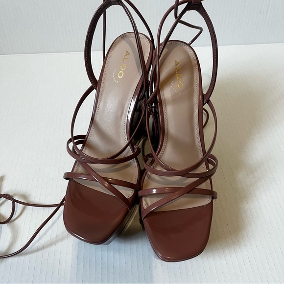 ALDO-NEW Brown/Mauve Shiny Strappy Wedges Size 8.5 - Picture 5 of 7